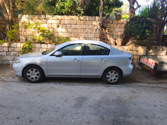 מאזדה 3