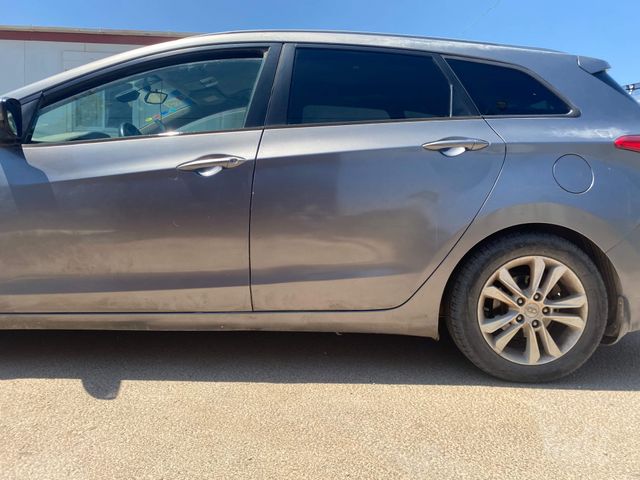 יונדאי i30