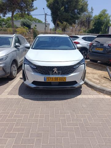 מודעת רכב פיג'ו 5008