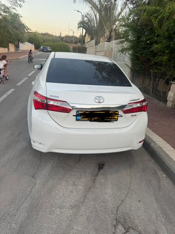 מודעת רכב טויוטה קורולה