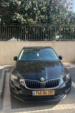 סקודה אוקטביה