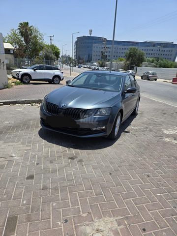 סקודה אוקטביה