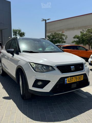 סיאט ארונה