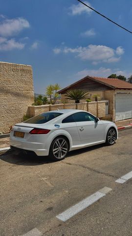 אאודי TT