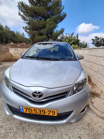 טויוטה יאריס