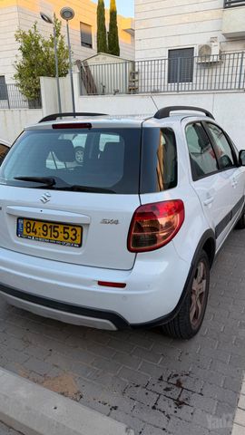 סוזוקי SX4