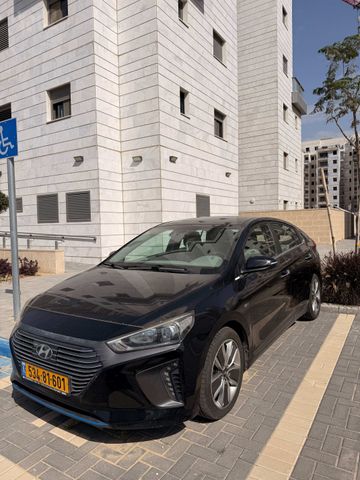 יונדאי איוניק