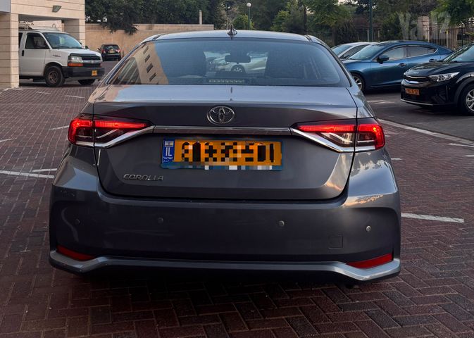 טויוטה קורולה