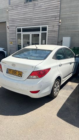 יונדאי אקסנט i25