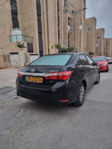 מודעת רכב טויוטה קורולה