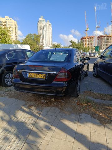מודעת רכב מרצדס-בנץ E-class