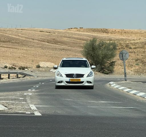 אינפיניטי G37