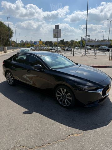 מודעת רכב מאזדה 3