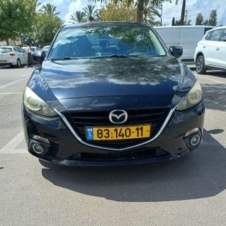 מודעת רכב מאזדה 3