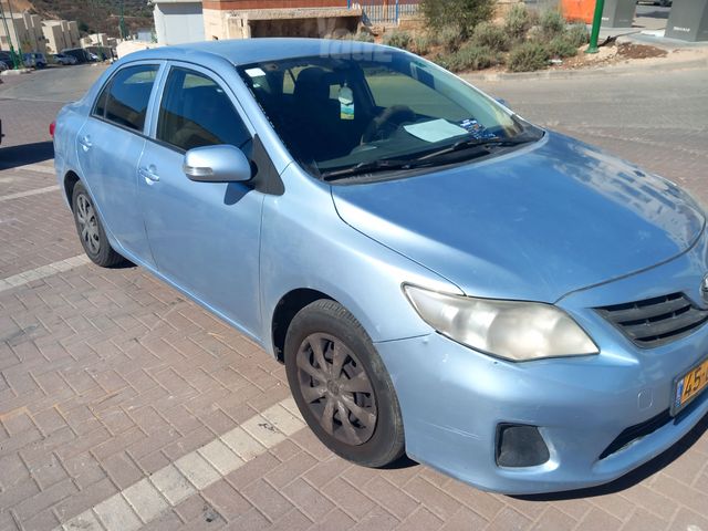 טויוטה קורולה