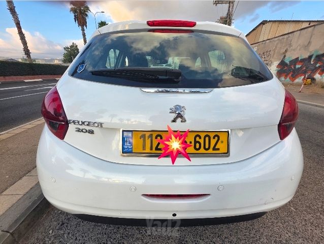 פיג'ו 208