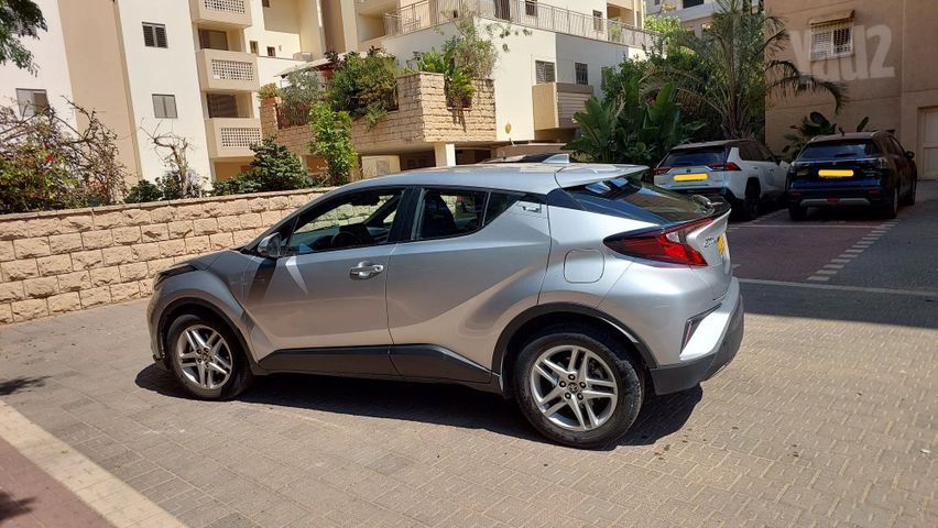 טויוטה C-HR