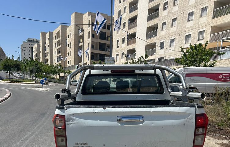 איסוזו די-מקס