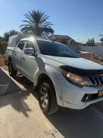 מודעת רכב מיצובישי טרייטון / L200