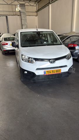 טויוטה פרואייס סיטי