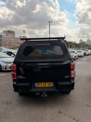 איסוזו די-מקס