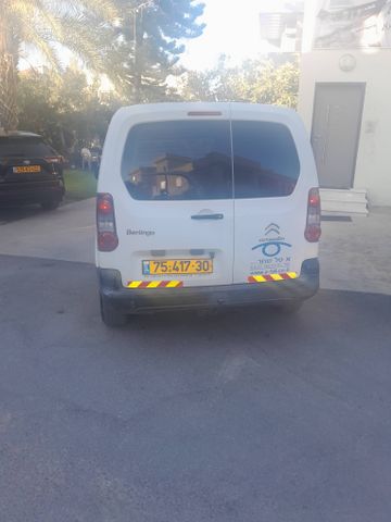 מודעת רכב סיטרואן ברלינגו 