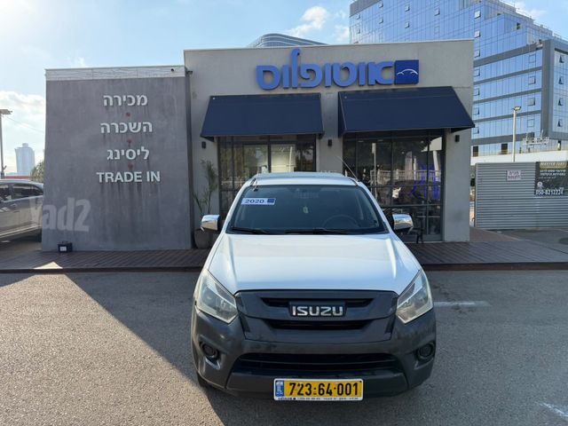 איסוזו די-מקס