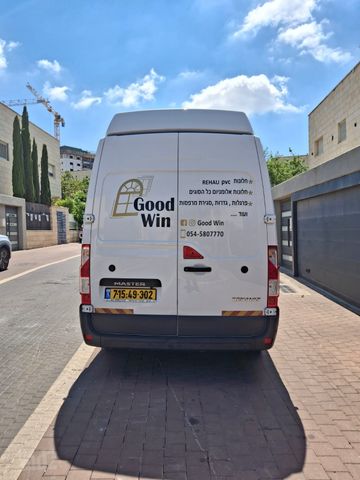 רנו מאסטר