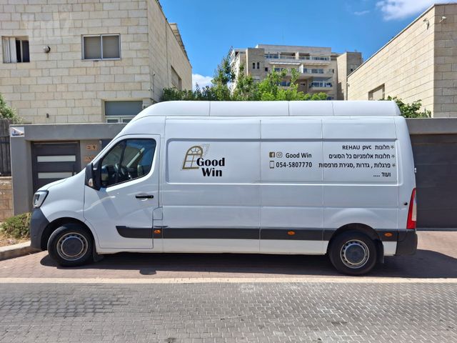 רנו מאסטר