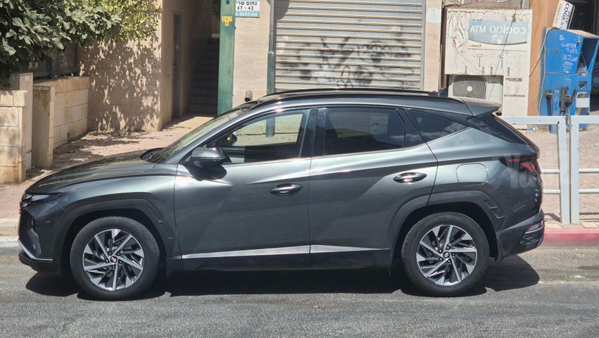 טוסון Luxury אוט׳ 1.6 (180 כ״ס)
