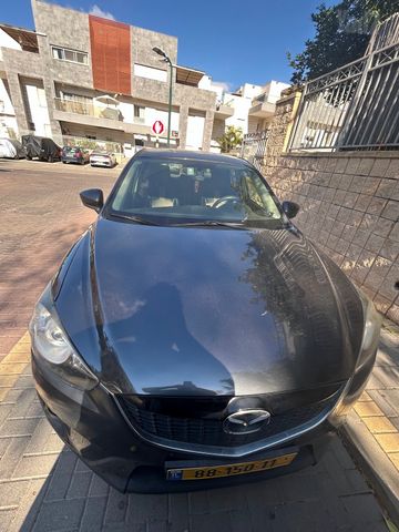 מודעת רכב מאזדה CX-5