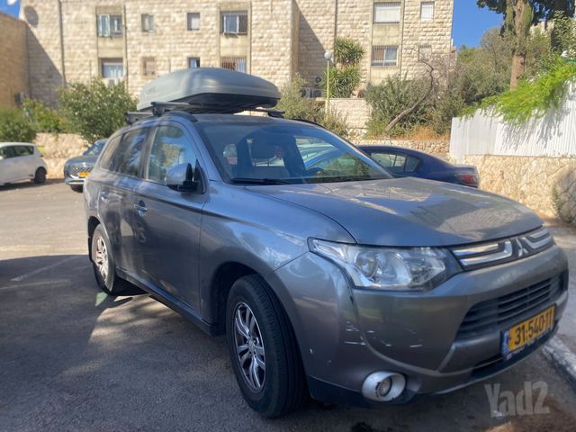 מיצובישי אאוטלנדר
