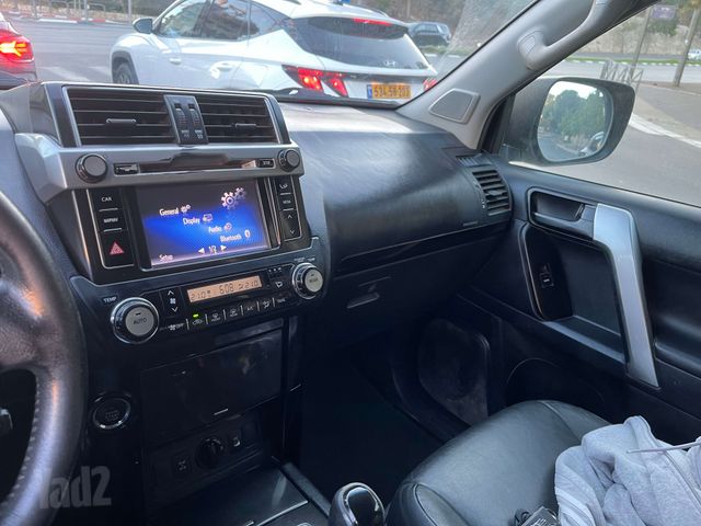 מודעת רכב טויוטה לנד קרוזר