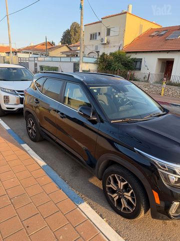 קיה סלטוס