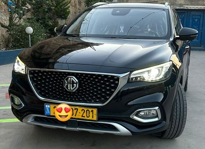 מודעת רכב אם ג'י EHS PHEV