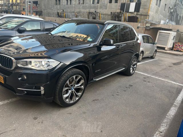 ב מ וו X5