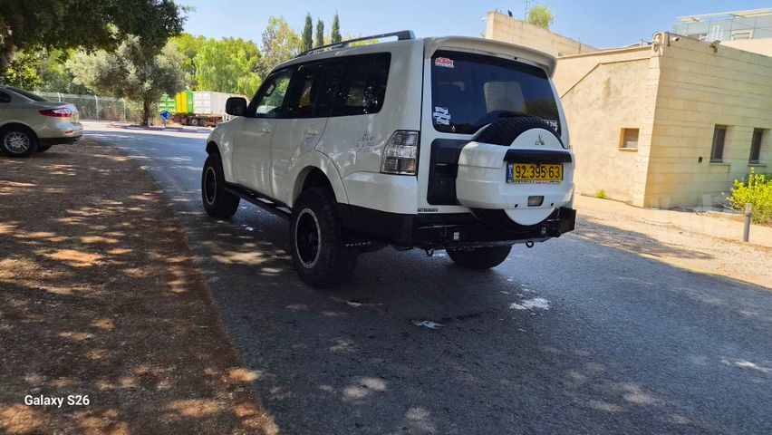 מיצובישי פג'רו