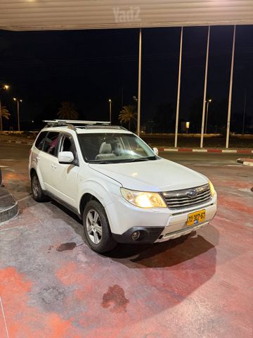 סובארו פורסטר