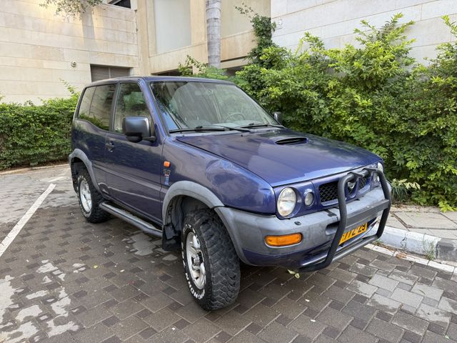 ניסאן טראנו