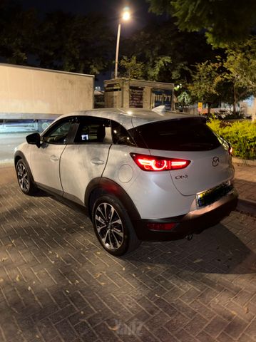 מודעת רכב מאזדה CX-3