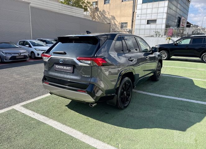 טויוטה RAV4