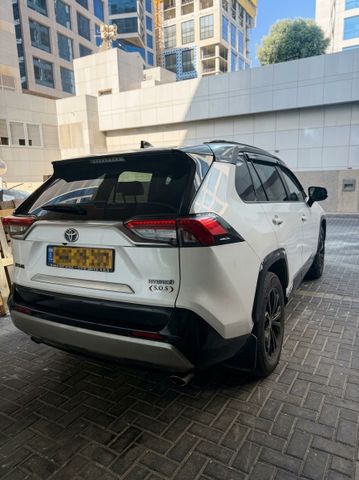 טויוטה RAV4