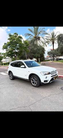ב מ וו X3