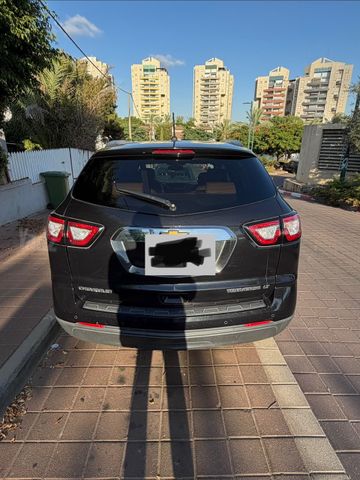 שברולט טראוורס
