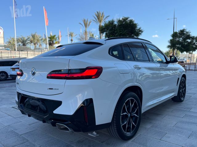 ב מ וו X4