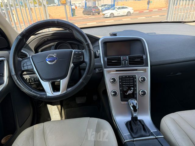וולוו XC60