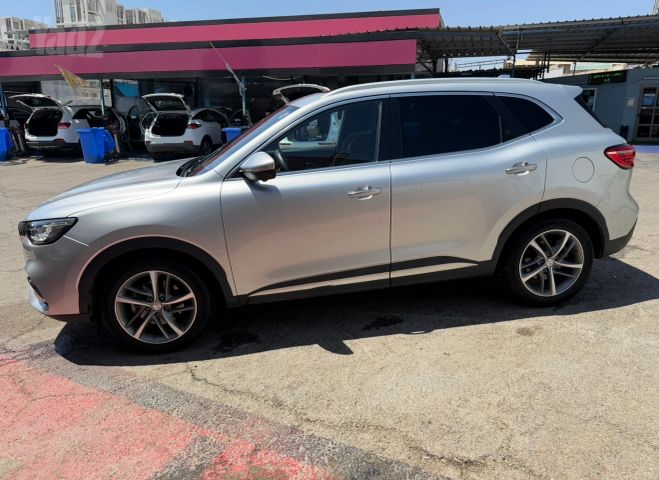 אם ג'י EHS PHEV