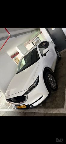 מודעת רכב מאזדה CX-30