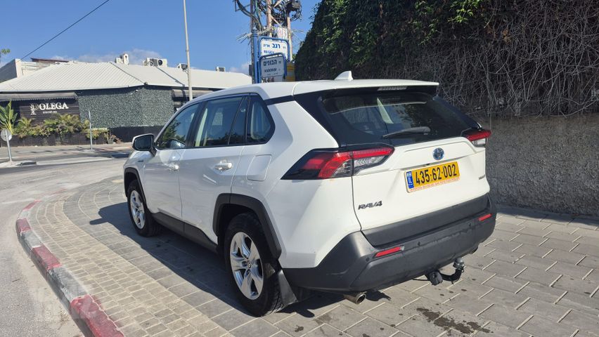 מודעת רכב טויוטה RAV4