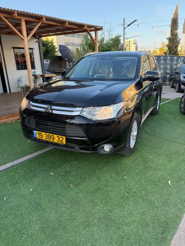 מיצובישי אאוטלנדר